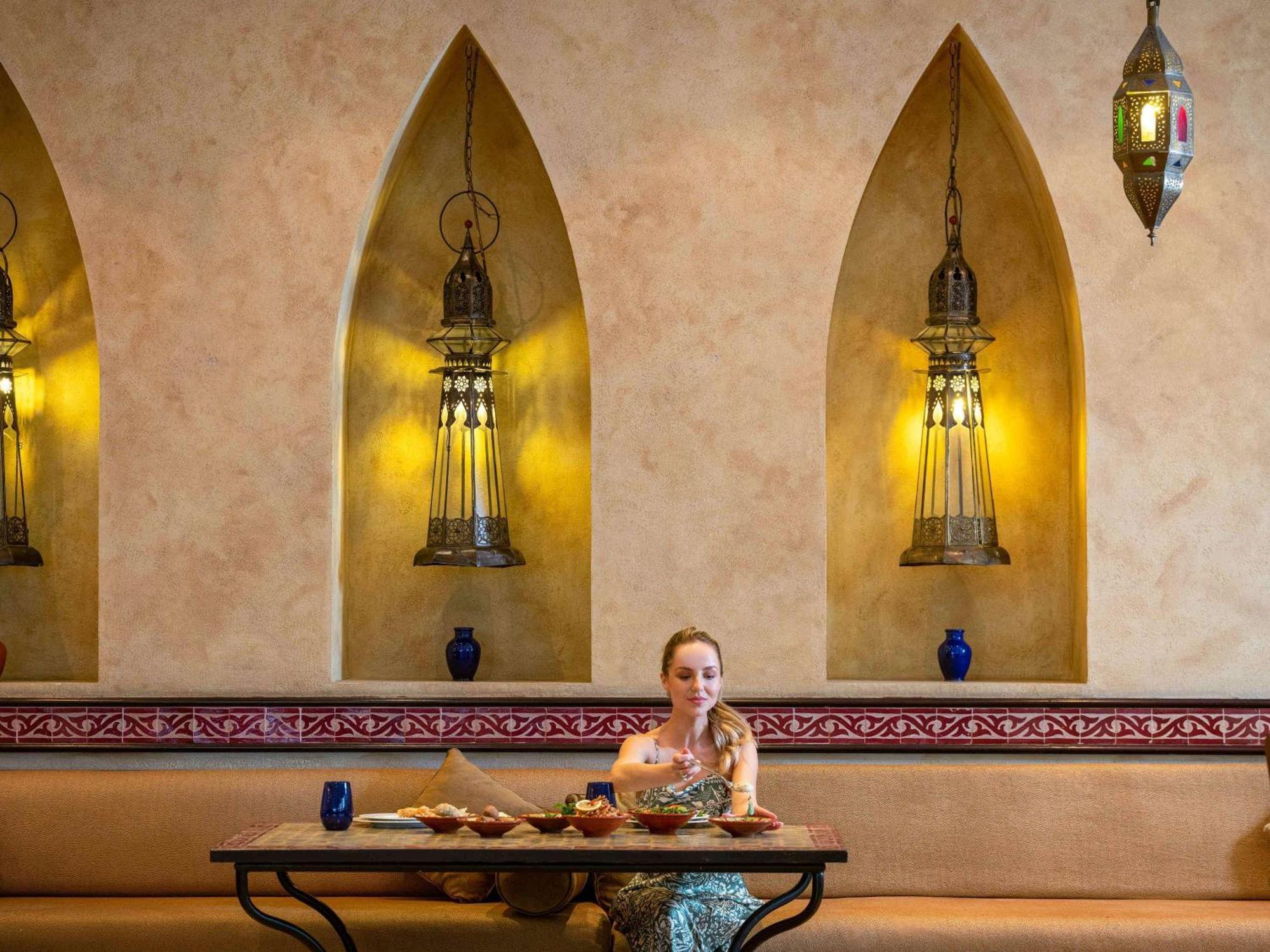 Mercure Grand Hotel Seef - All Suites Manama Zewnętrze zdjęcie